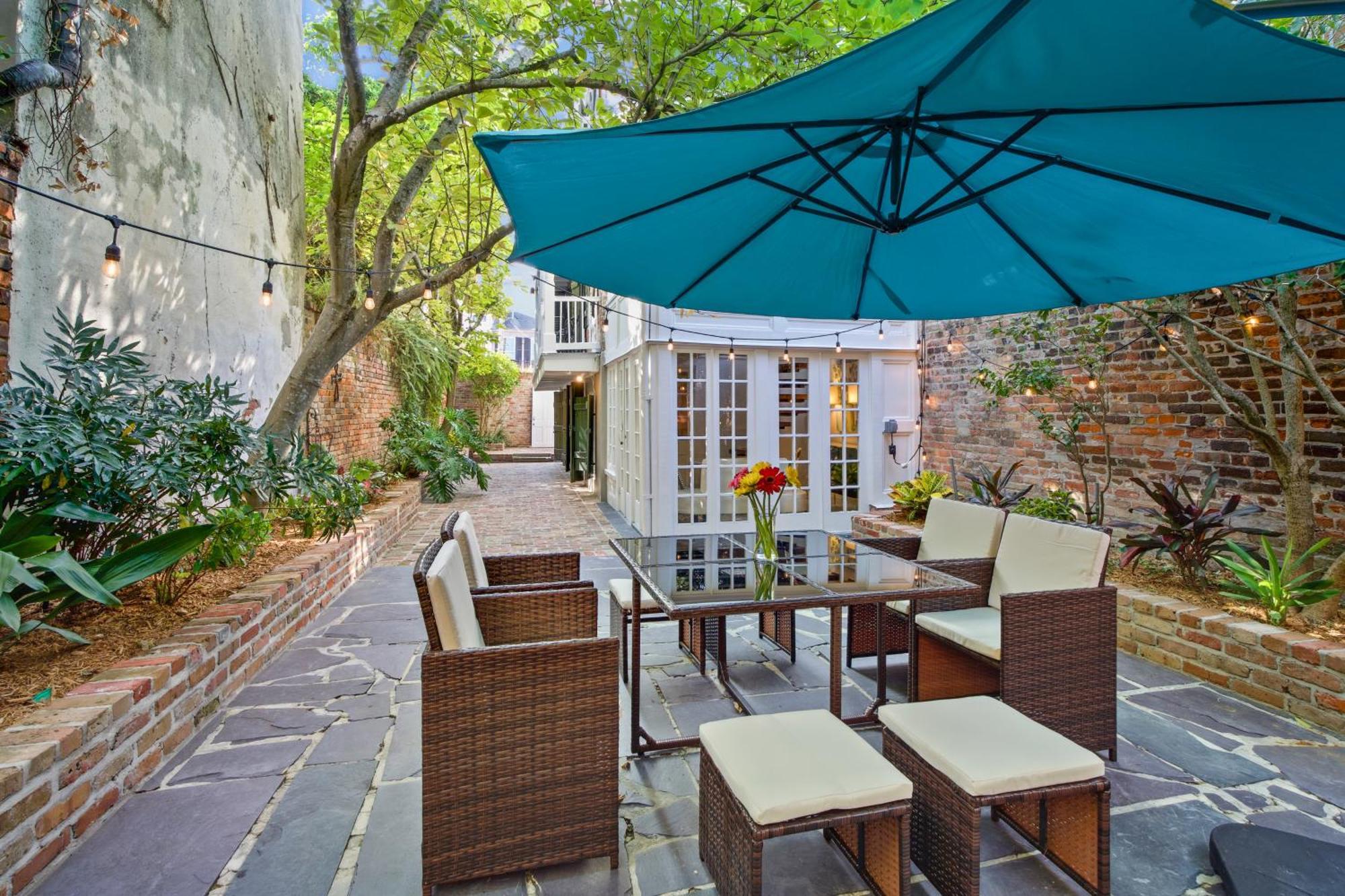 French Quarter Lanaux Mansion Bed And Breakfast New Orleans Exterior photo