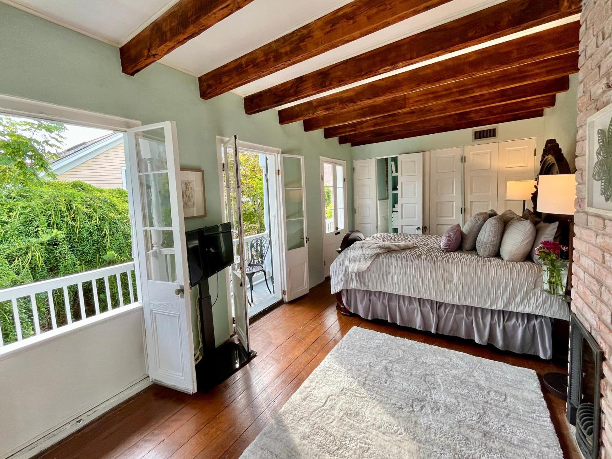 French Quarter Lanaux Mansion Bed And Breakfast New Orleans Exterior photo