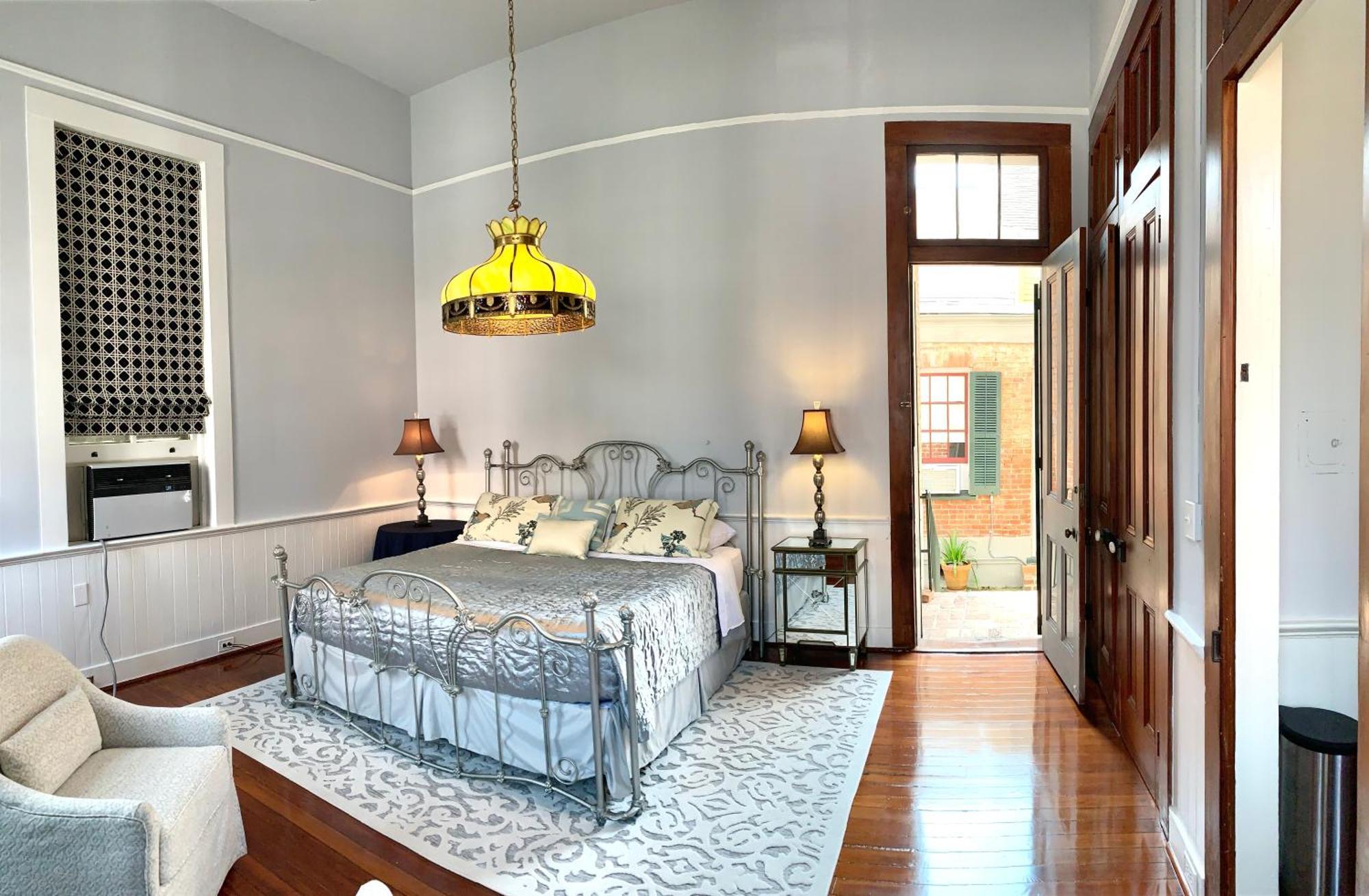 French Quarter Lanaux Mansion Bed And Breakfast New Orleans Exterior photo